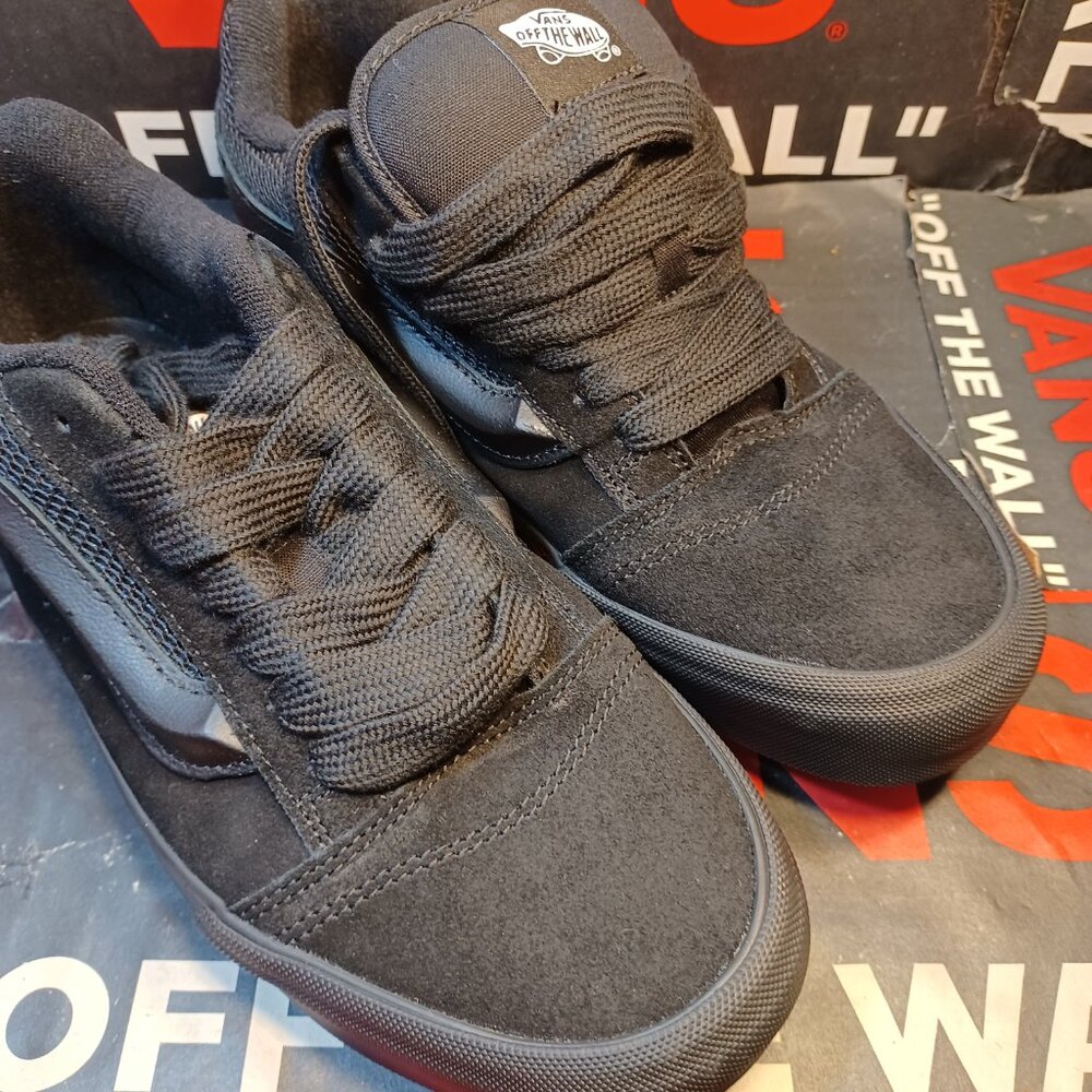 Vans Men's 8/Women's 9.5 Knu Skool Triple Black/Black VN0009QCBKA - Picture 8 of 12